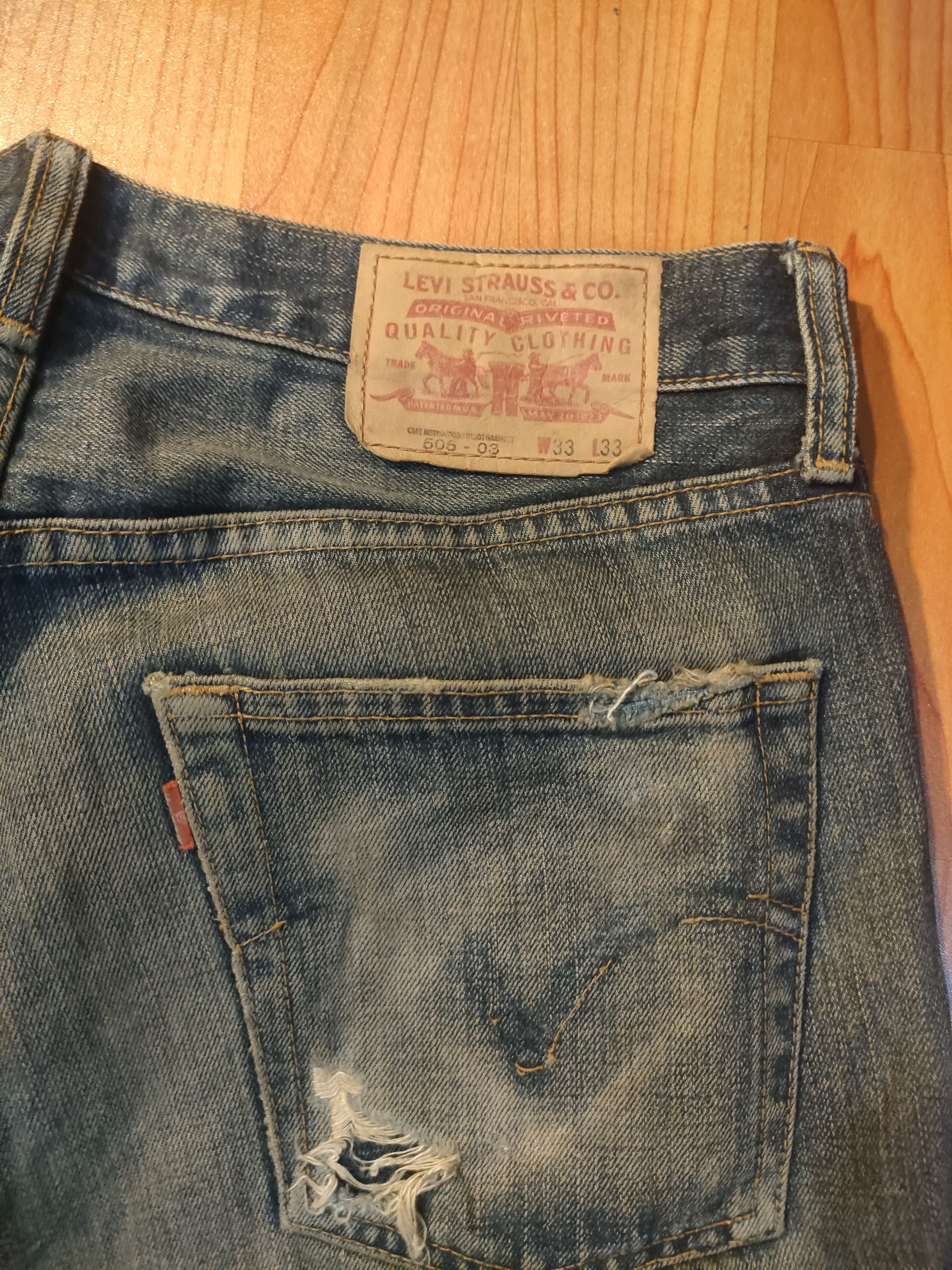 Other Distressed Levi's Jeans Size US 33 - 2 Thumbnail