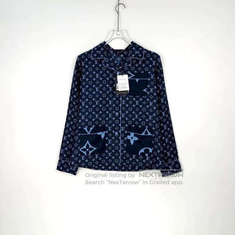 Louis Vuitton Louis Vuitton Blue full logo mulberry silk shirt Size XS / US 0-2 / IT 36-38 - 3 Thumbnail