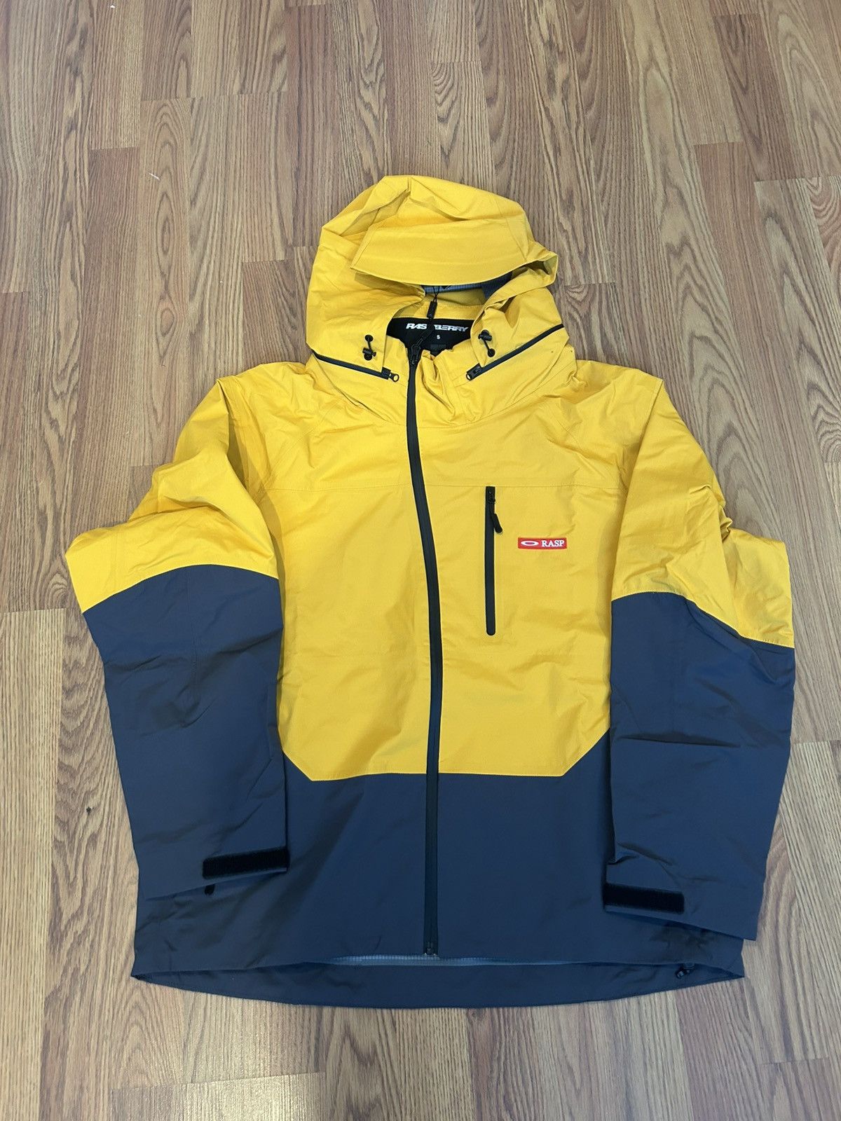 The GV Gallery Rasp-Tex Jacket Size Small Size US S / EU 44-46 / 1 - 2 Thumbnail