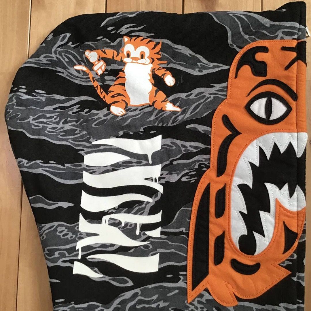 Bape × Undefeated BAPE × Undefeated Tiger Shark full zip Hoodie a bathing ape Size US XL / EU 56 / 4 - 4 Thumbnail