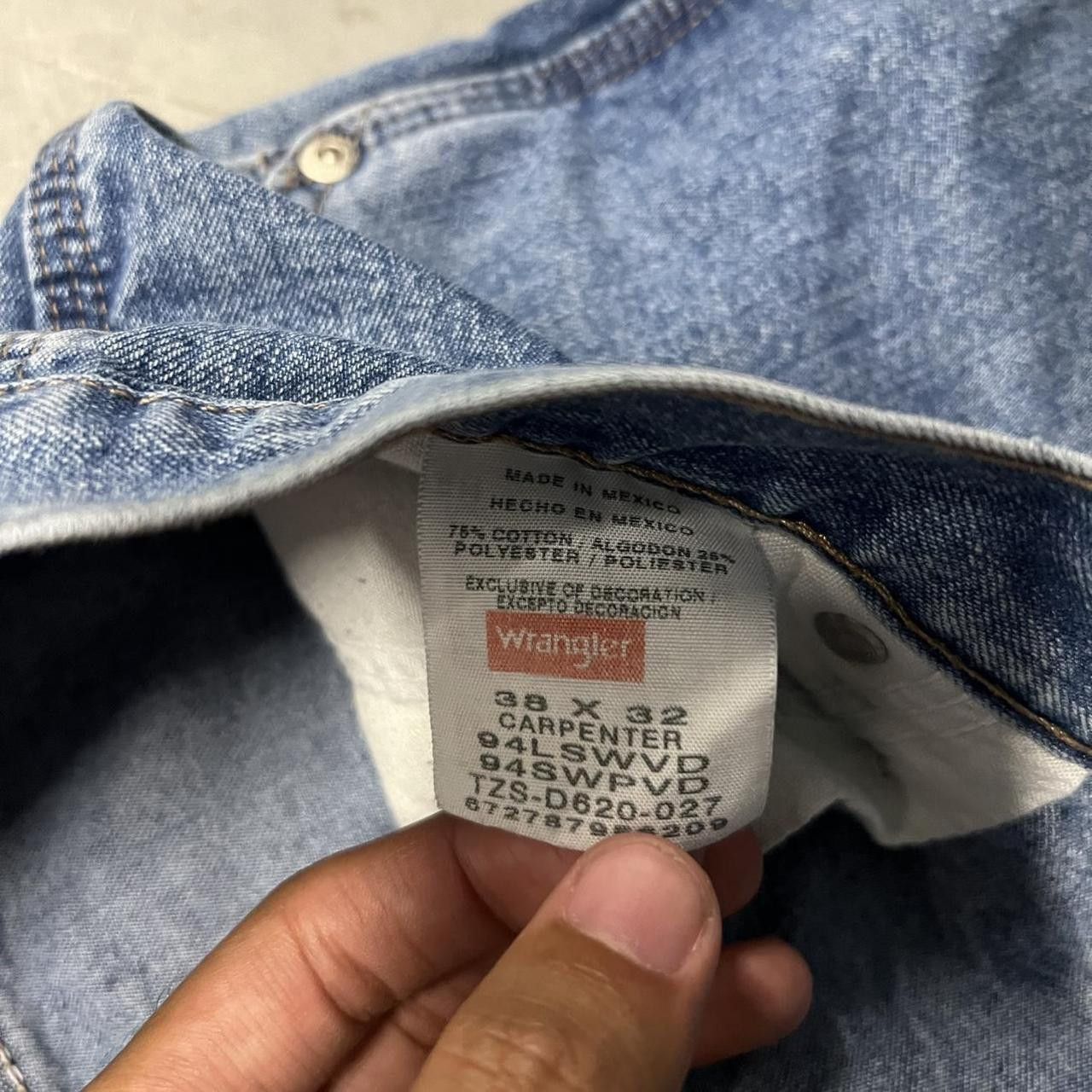 Vintage Crazy Vintage Y2K/2000s Baggy Carhartt Style Medium wash workwear Style Carpenter Jeans! Size US 38 / EU 54 - 6 Thumbnail