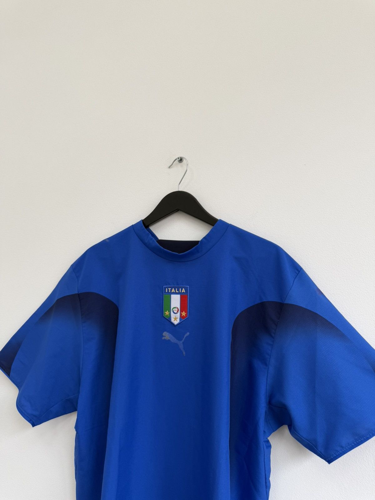 Other Puma Italy Football Jersey T-Shirt Y2K Size US L / EU 52-54 / 3 - 6 Thumbnail