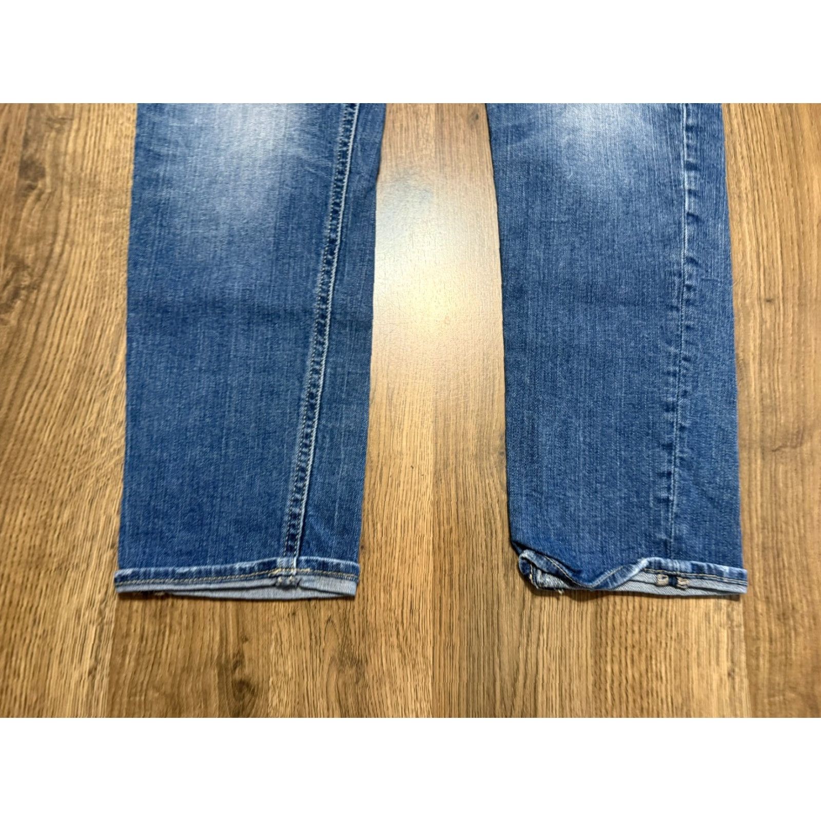 H&M H&M Jeans Men's 29/32 Blue Denim Boyfriend Low Waist Tapered Leg Jeans Shirt? Size US 29 - 3 Thumbnail
