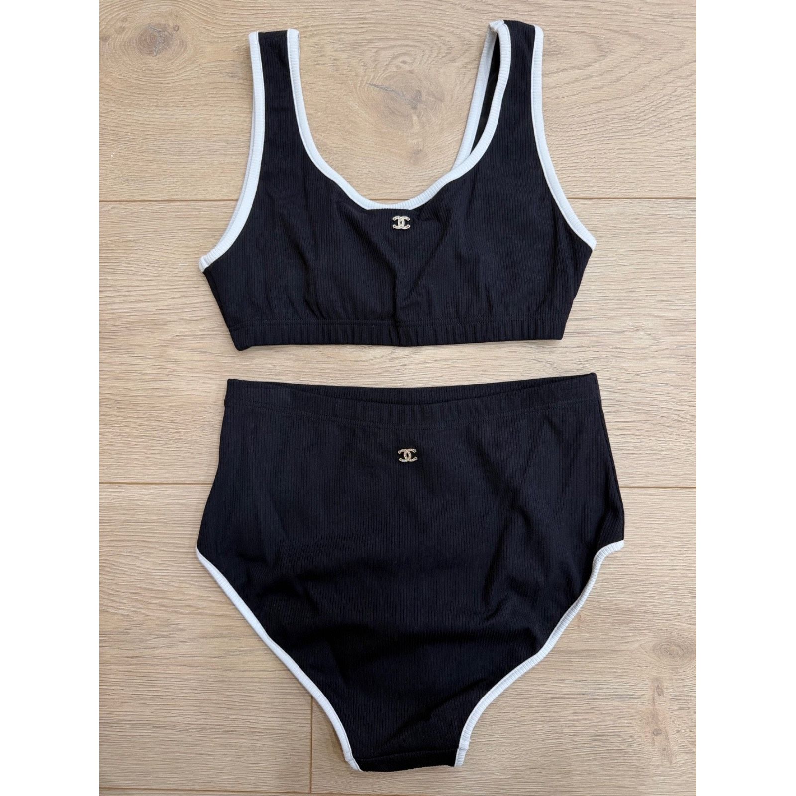 Chanel Chanel 22S Black White Crystal CC Logo Bikini Swimsuit 38 Size S / US 4 / IT 40 - 8 Thumbnail