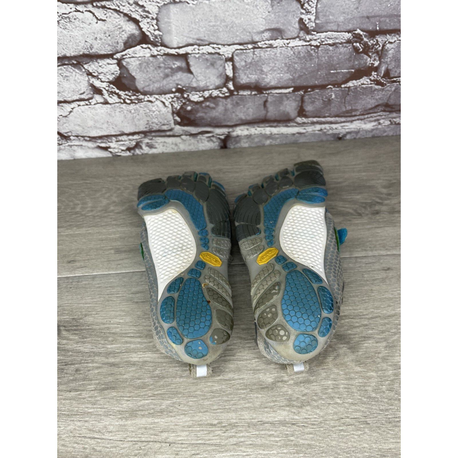 Vibram VIBRAM FiveFingers Gray Blue Textile Barefoot Running Shoes Size US 7.5 / IT 37.5 - 19 Thumbnail