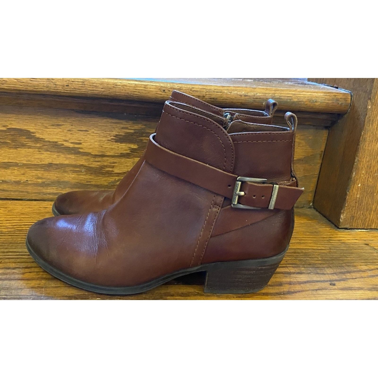 Vince Vince Cameo Leather Buckle Zip Heels Ankle Boot Womens 7, 37 Size US 7 / IT 37 - 1 Thumbnail