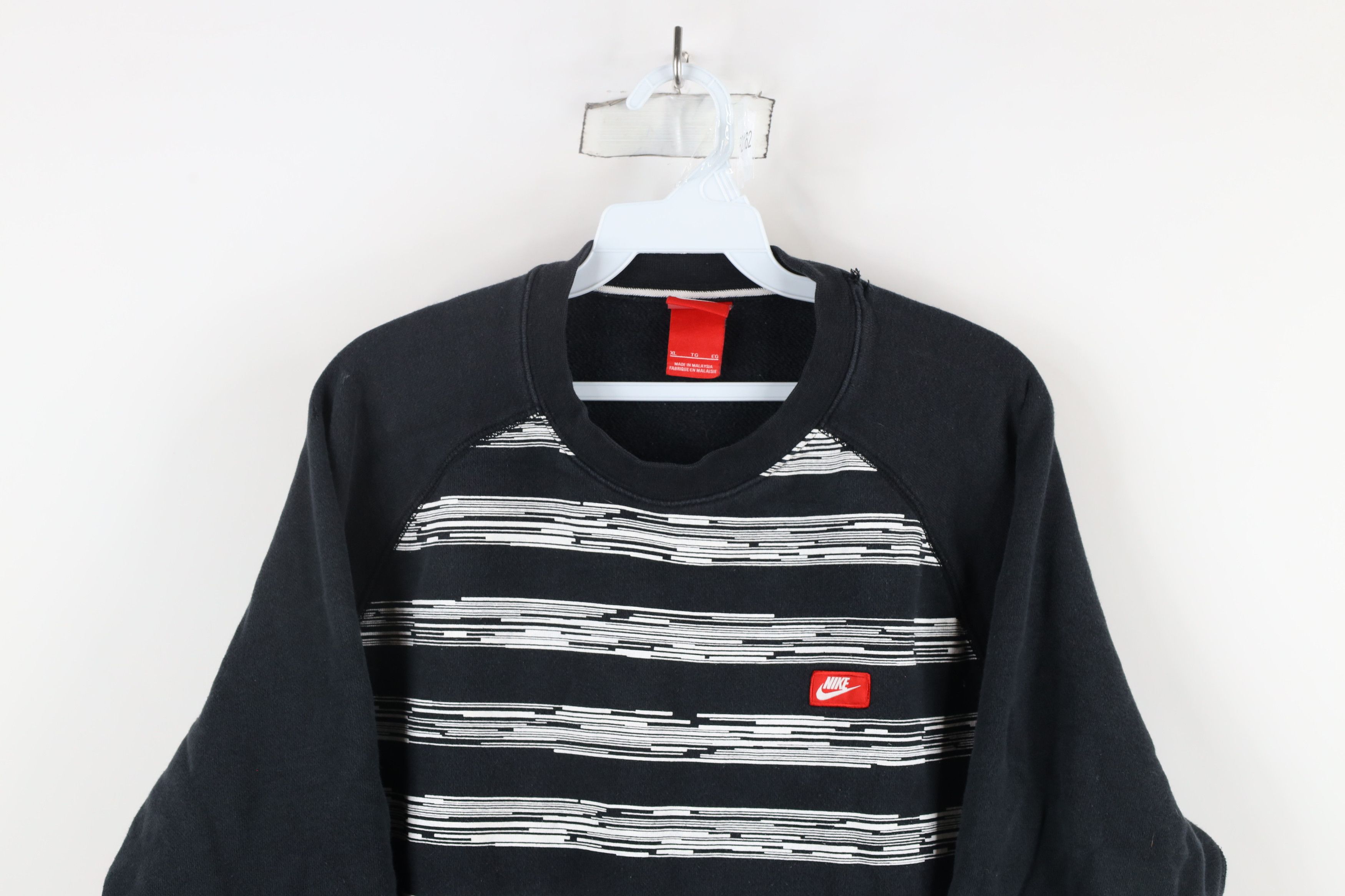 Nike × Vintage Vintage Nike Sportswear Striped Box Logo Crewneck Sweatshirt Size US XL / EU 56 / 4 - 2 Thumbnail