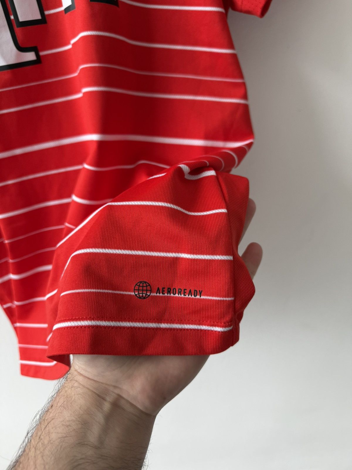 Adidas Adidas FC Bayern Munich 2022-23 Home Jersey Size L Size US L / EU 52-54 / 3 - 11 Thumbnail