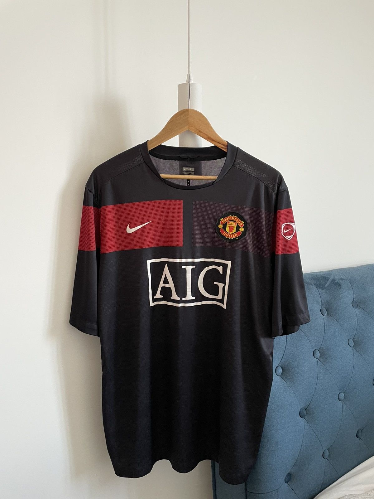 Nike Vintage Nike Manchester United 2009/2010 Football Shirt RARE Size US XL / EU 56 / 4 - 1 Thumbnail