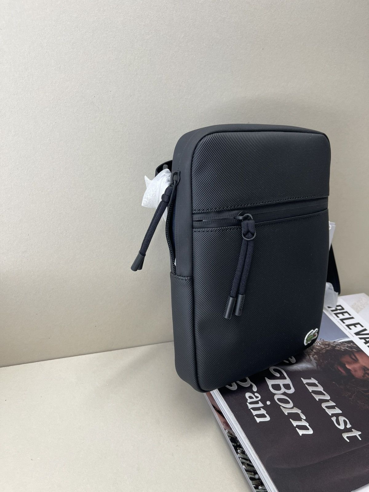 Lacoste (new+tag Lacoste men noir crossover messenger black bag Size ONE SIZE - 8 Thumbnail