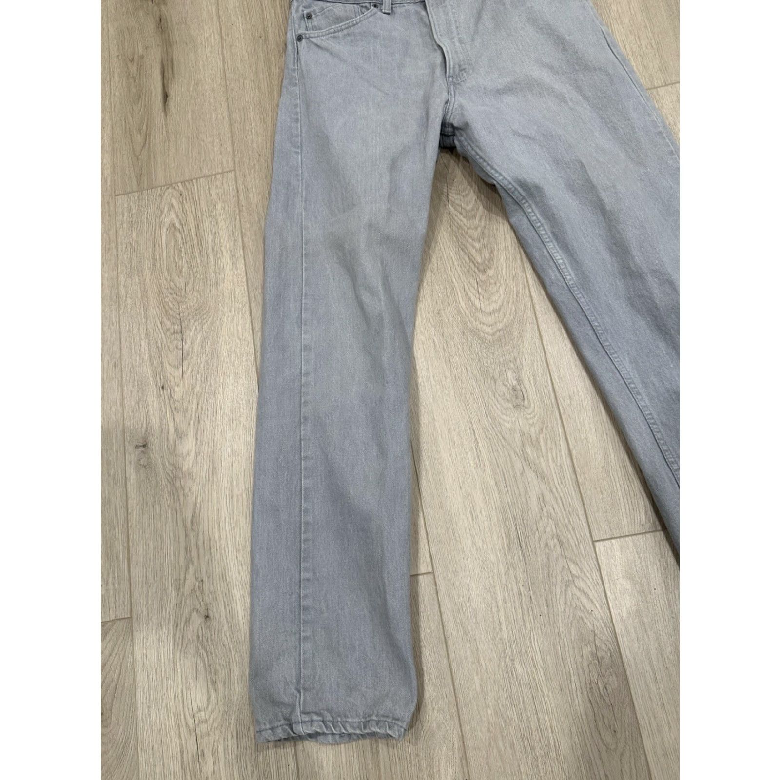 Levi's VINTAGE Levi's Jeans 505 Gray Denim 34x32 Regular Mens Levi's 505 Straight 80s USA Red Tab 34 32 Size US 34 / EU 50 - 3 Thumbnail