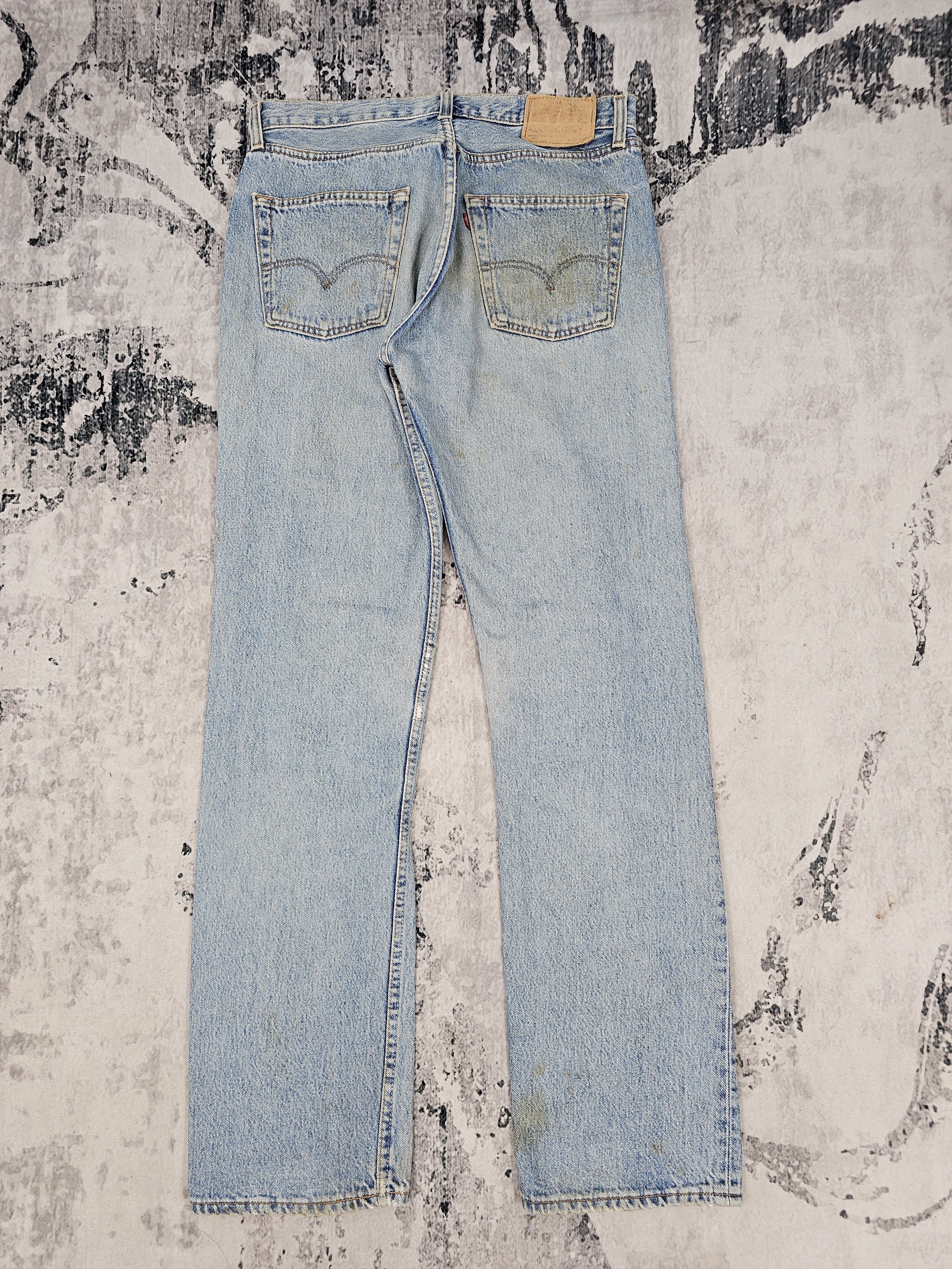 Levi's Vtg 90's LEVIS 501 Light Wash Ripped Size 33X33 Jeans L0414 Size US 33 - 2 Thumbnail