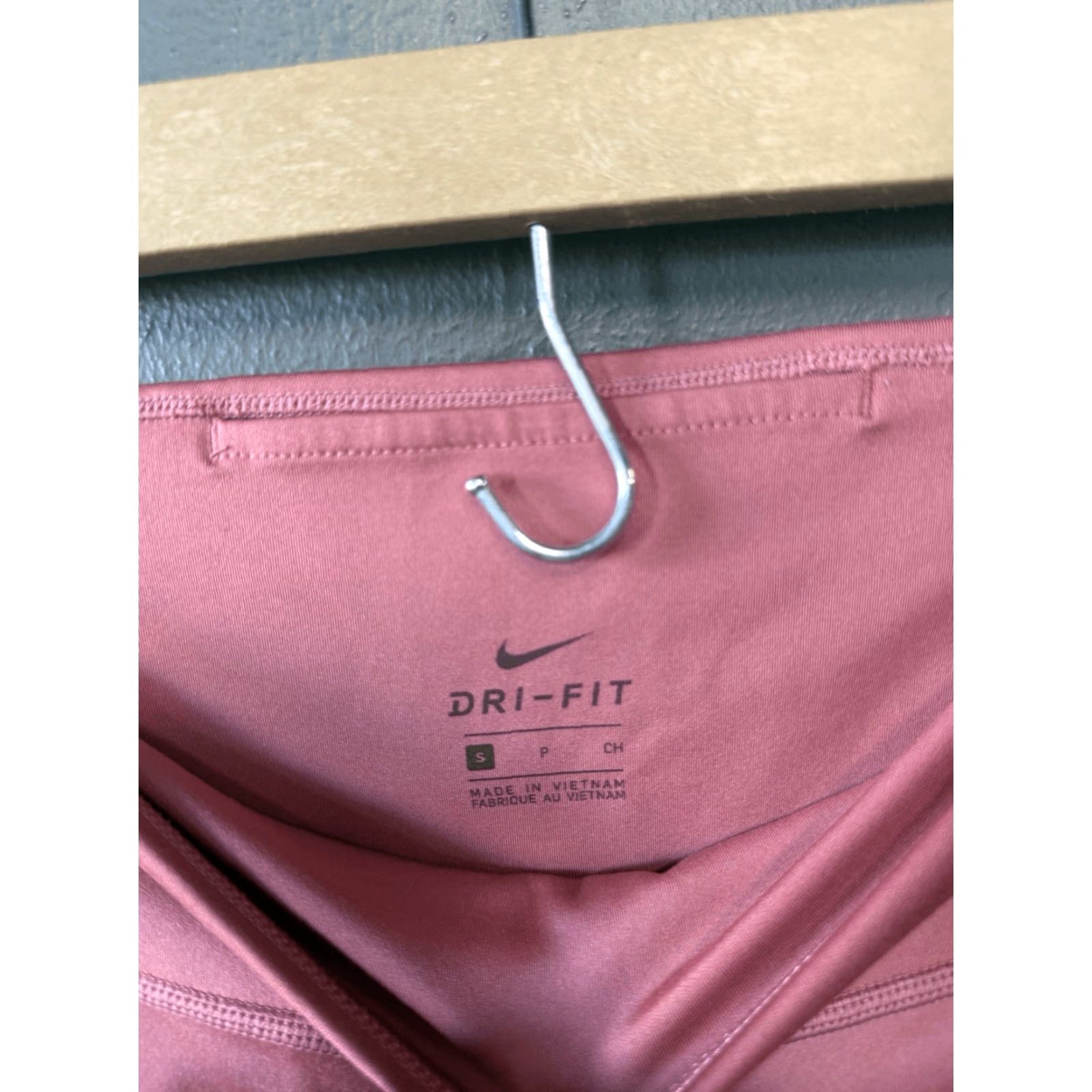 Nike Nike Leggings Women Size Small Pink Dri-fit Cropped Athletic Activewear Womens Size 28" / US 6 / IT 42 - 3 Thumbnail