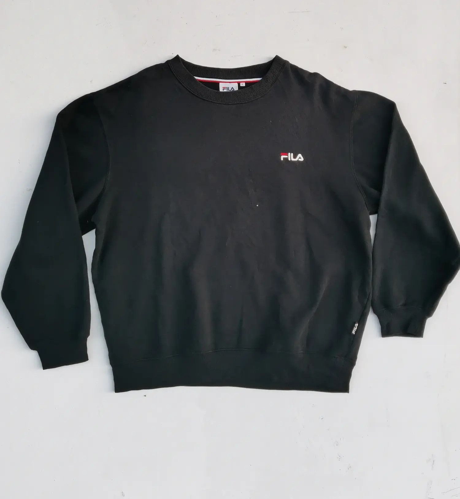 Fila Fila Embroidered Small Logo Sweatshirt Size US L / EU 52-54 / 3 - 1 Thumbnail