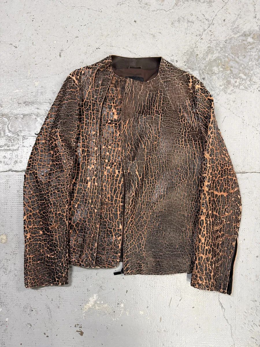 Emporio Armani FW2018 Emporio Armani Vulcano Red & Black Eroded Leather Jacket Size US M / EU 48-50 / 2 - 7 Thumbnail