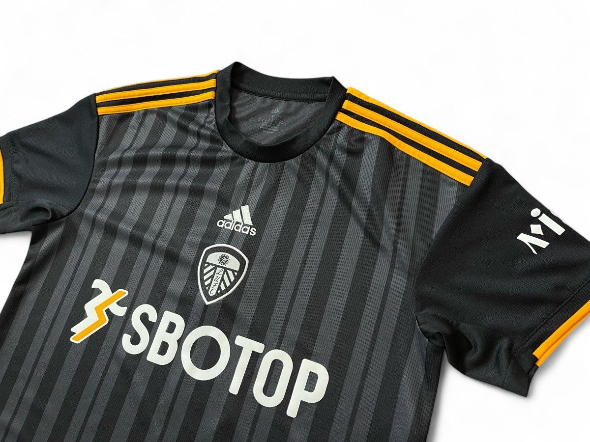 Adidas Leeds United 2022-2023 Football Shirt Jersey Third adidas Size US M / EU 48-50 / 2 - 2 Thumbnail