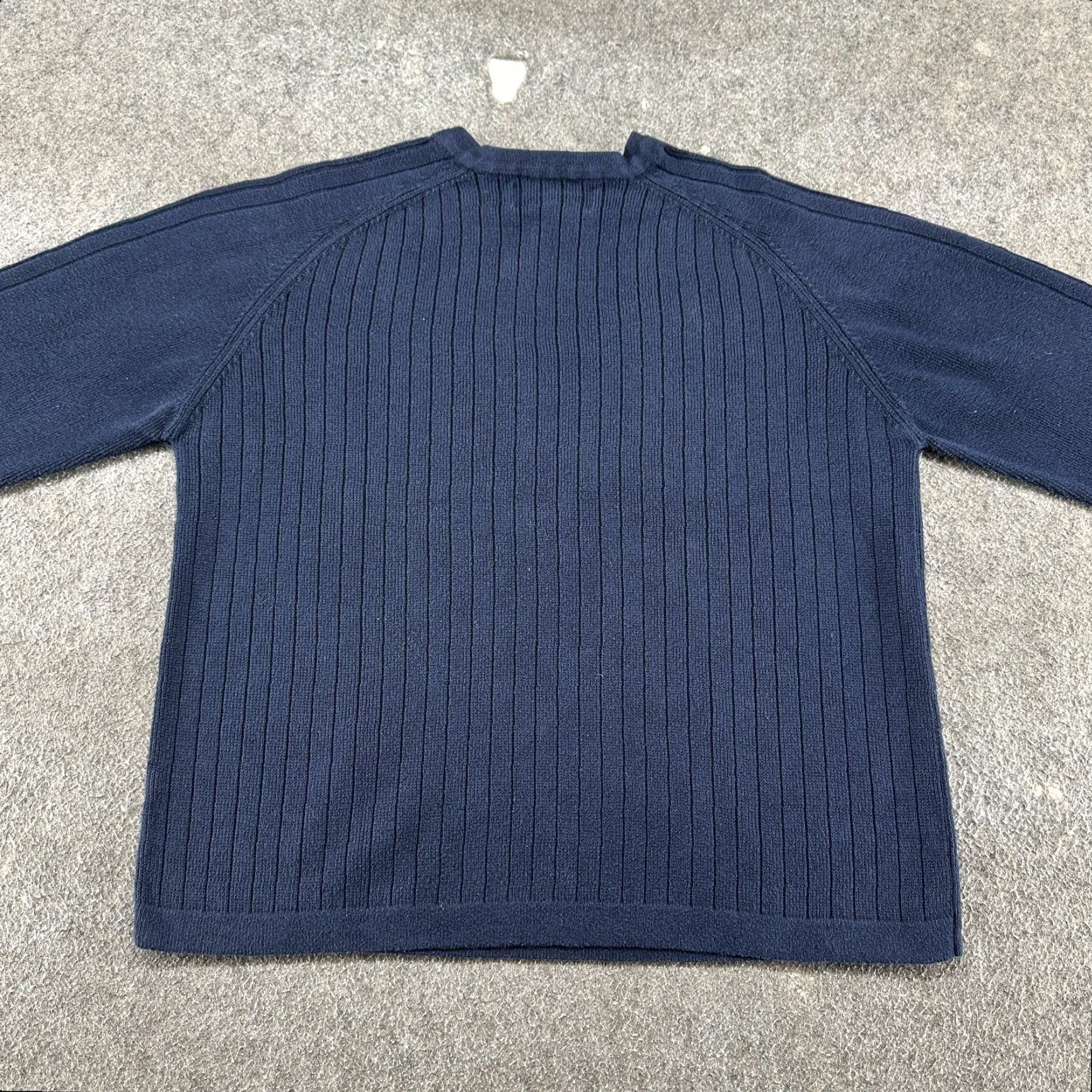 Abercrombie & Fitch VINTAGE Abercrombie & Fitch Sweater Mens L Blue Navy Pullover Cotton Wool Knit V-Neck Ribbed 90s Mens Size US L / EU 52-54 / 3 - 5 Thumbnail