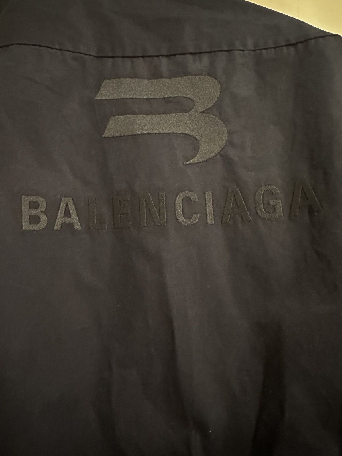 Balenciaga Balenciaga Short Sleeve Button Sporty B Size US M / EU 48-50 / 2 - 5 Thumbnail