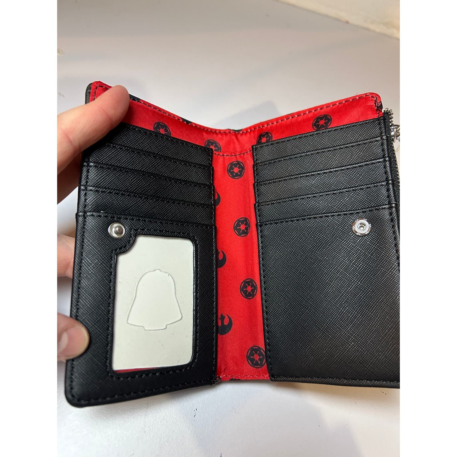 Other NWT Loungefly Star Wars Revenge of the Sith 2 Flap Wallet Size ONE SIZE - 2 Thumbnail