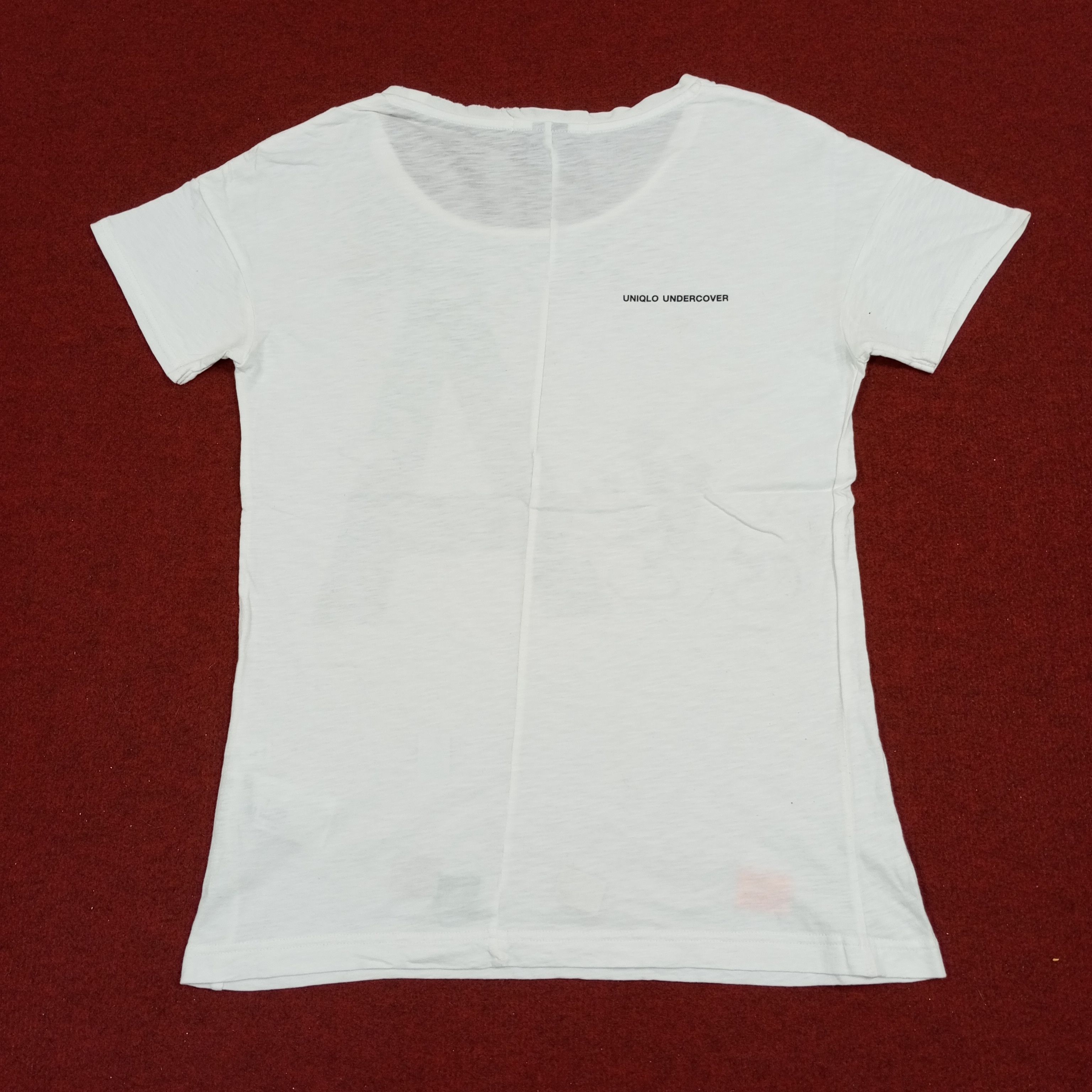 Undercover × Uniqlo Uniqlo Undercover X Mickey Mouse Japanese Brand Tshirt Size M / US 6-8 / IT 42-44 - 3 Thumbnail