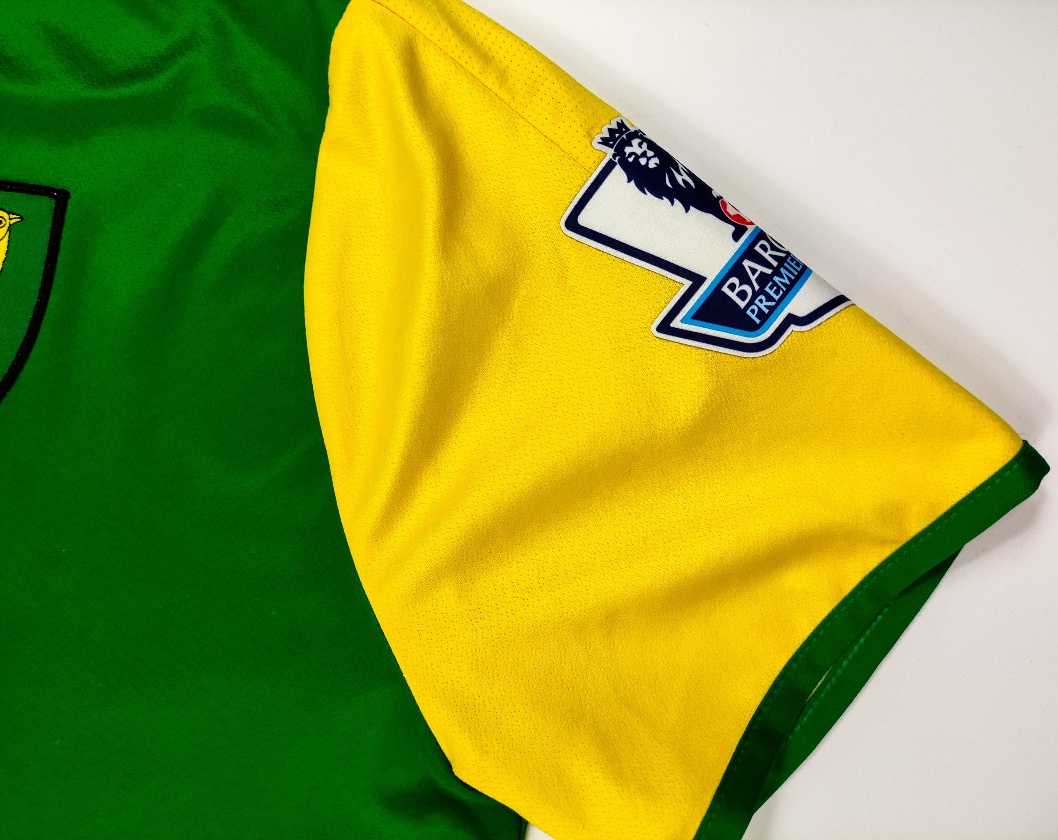 Errea Matt Jarvis #16 Norwich City 2015 2016 Home Errea Shirt Kit Size US XL / EU 56 / 4 - 11 Thumbnail