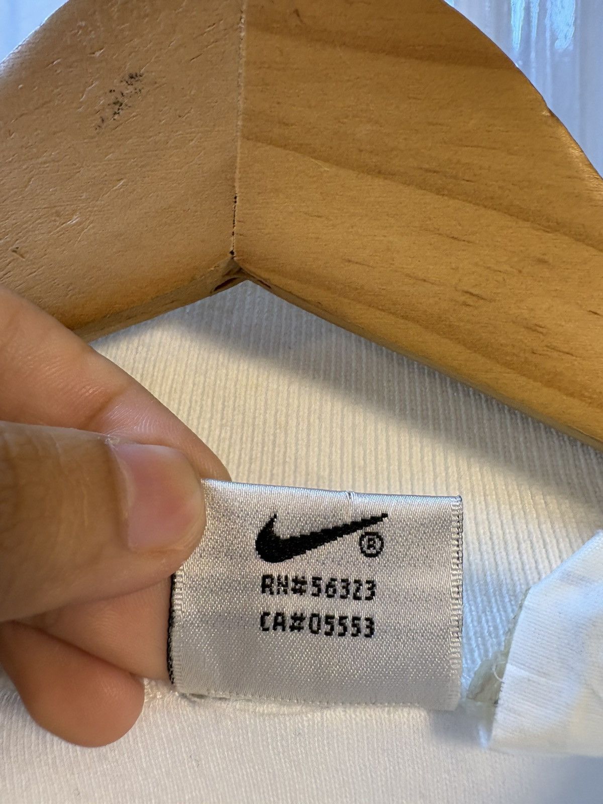 Nike Vintage Nike Swoosh Turtle Neck Long Sleeves Size US L / EU 52-54 / 3 - 7 Thumbnail
