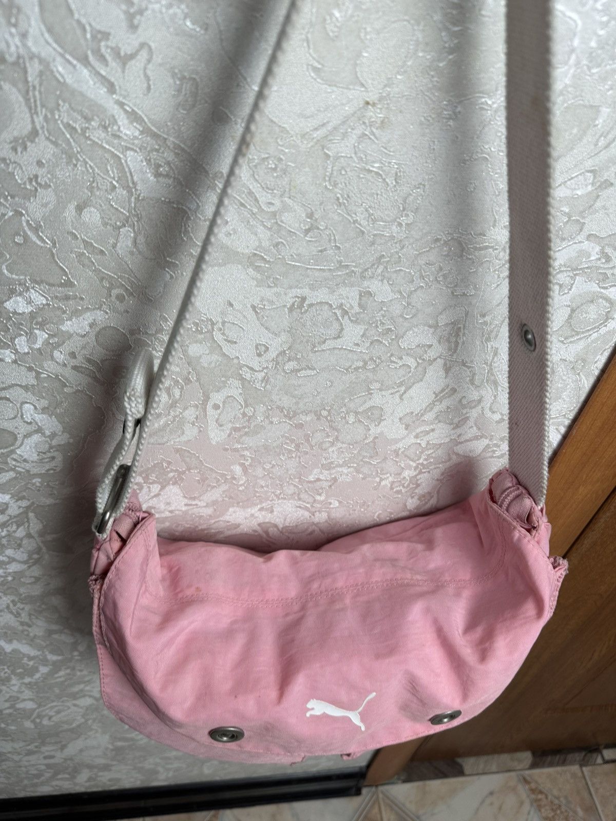 Puma × Vintage Puma Y2K Rounded Half Moon Pink Barbie Handbag Size ONE SIZE - 7 Thumbnail