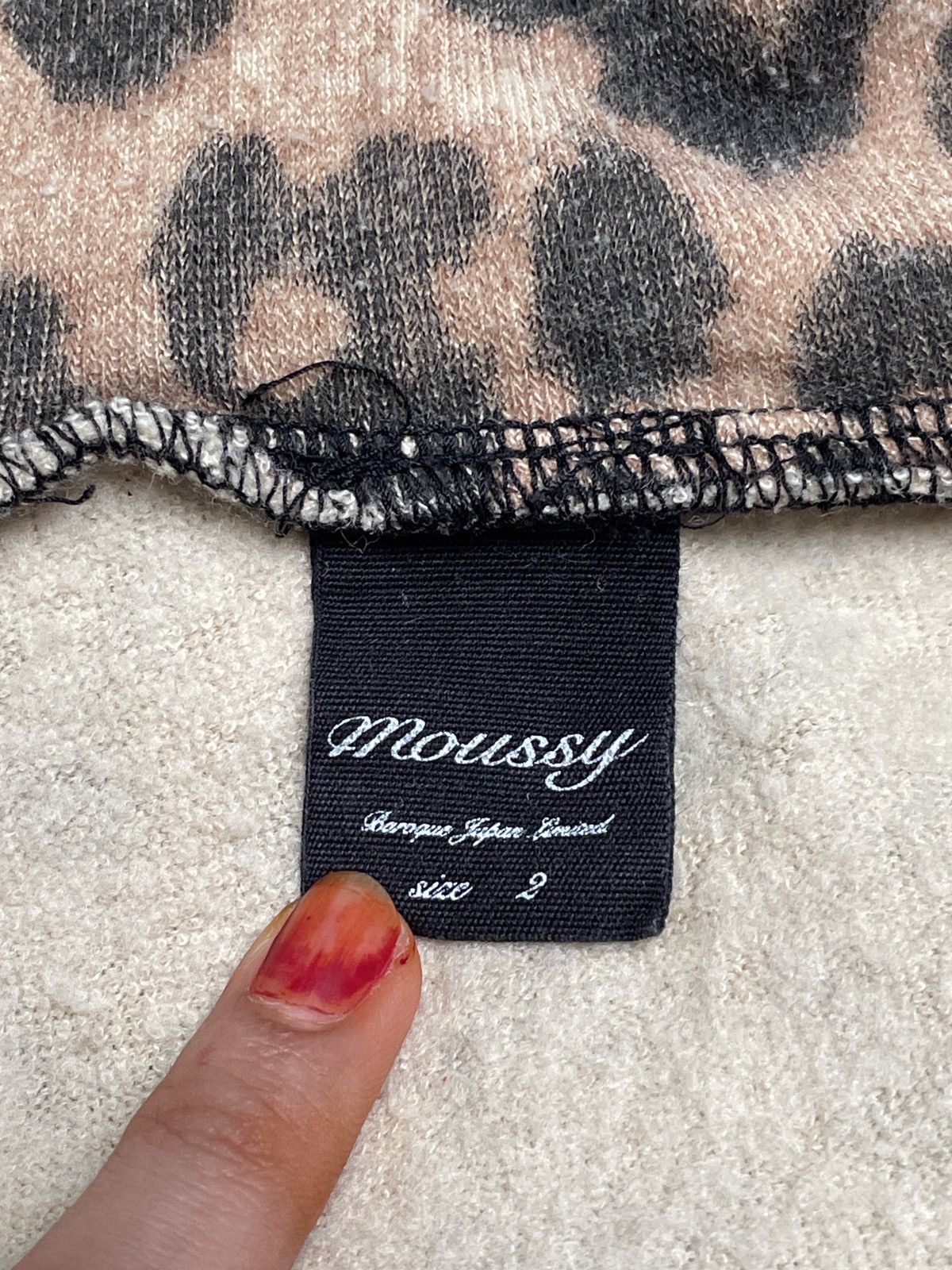 Japanese Brand × MOUSSY × Vintage Vintage Japanese Brand Moussy Leopard Hoodie 1990s Size US M / EU 48-50 / 2 - 16 Thumbnail