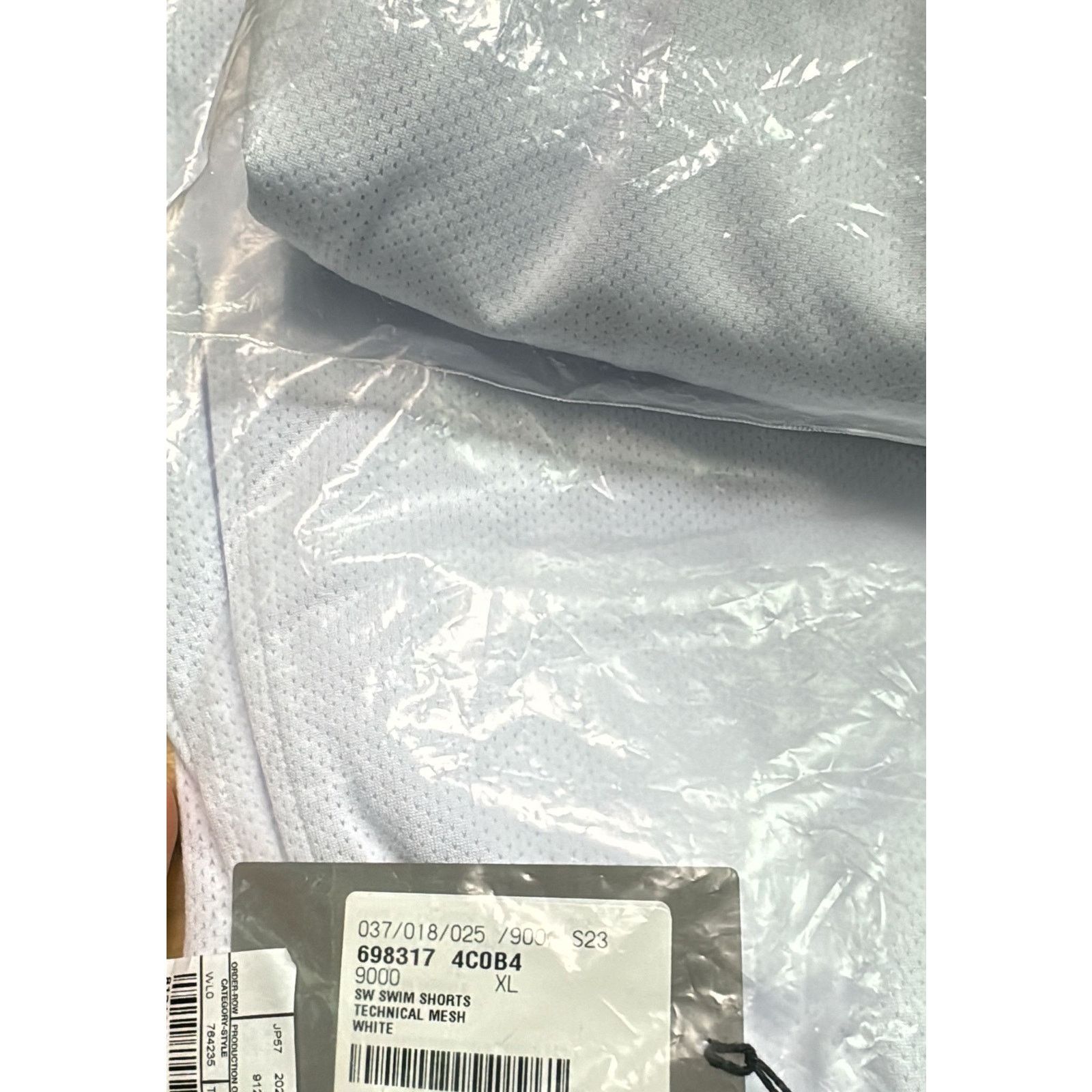 Balenciaga o1rshd1 Q:2 / Technical Mesh Swim Short in White Size US 36 / EU 52 - 14 Thumbnail