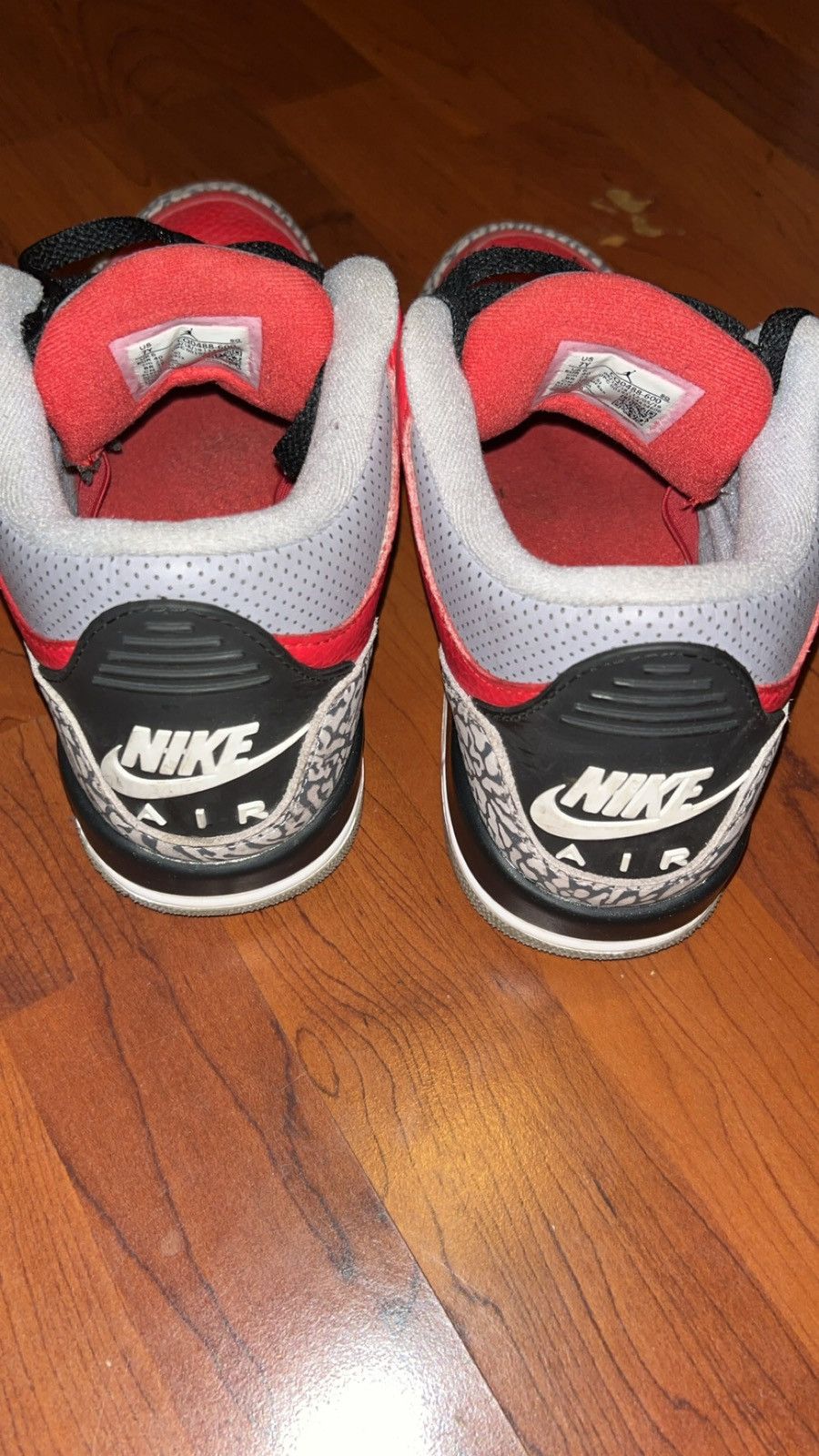Jordan 3 Gs Size 7 Red cement