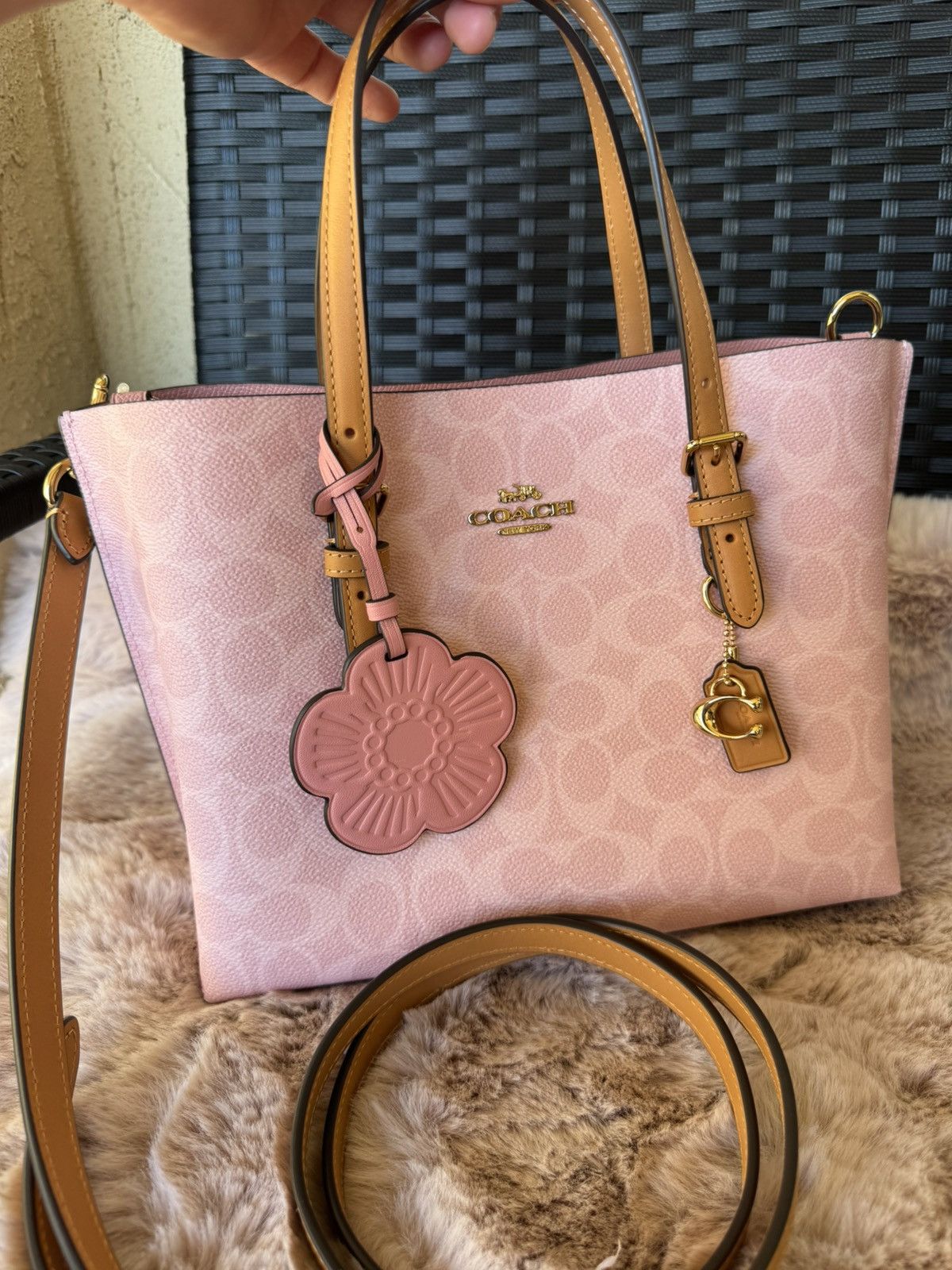 Coach NWT Coach Mollie Tote Bag 25 Signature Canvas With Charms Size ONE SIZE - 7 Thumbnail