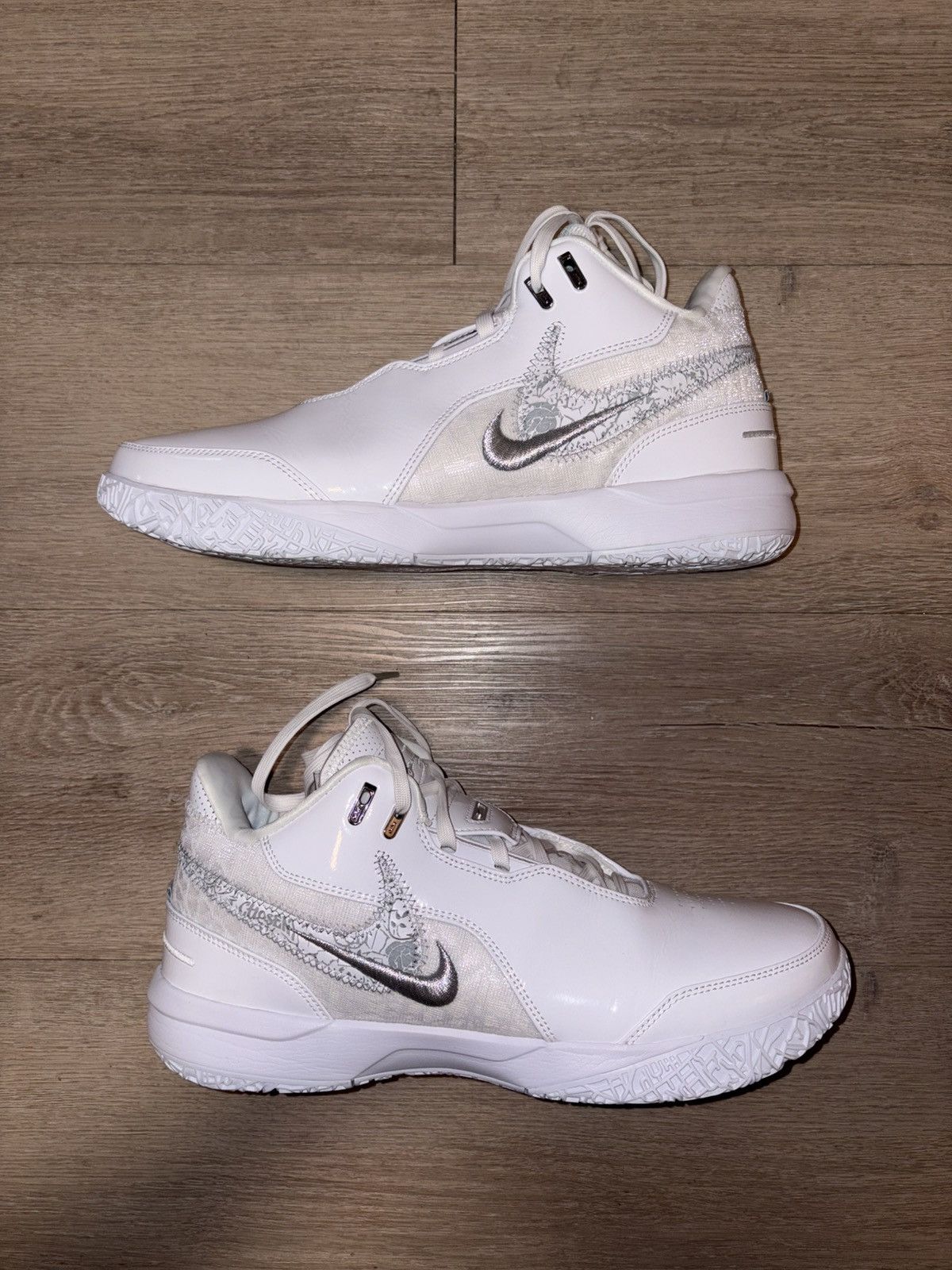 Nike Lebron NXXT gen AMPD triple white size 11 Size US 11 / EU 44 - 2 Thumbnail