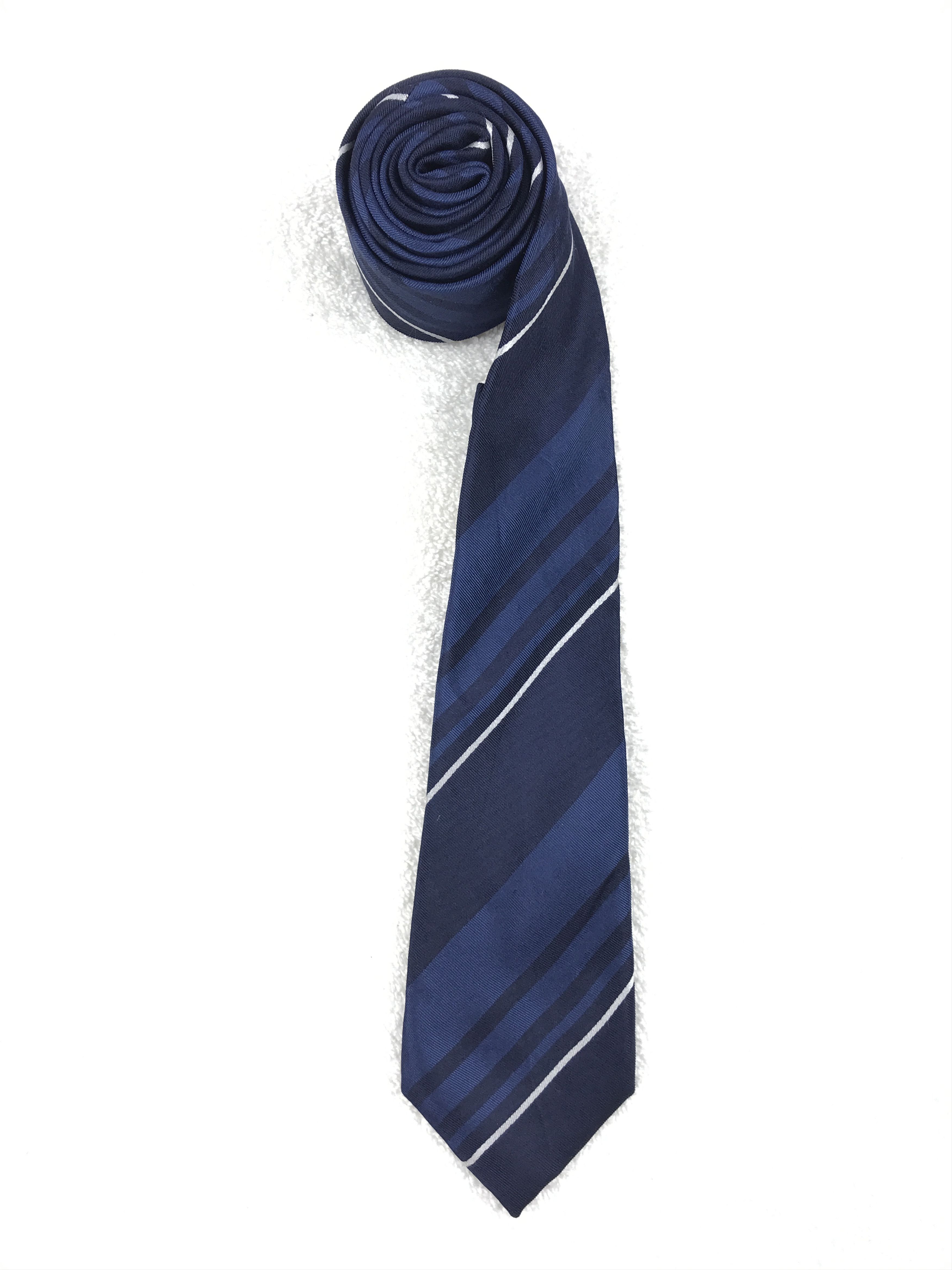 Calvin Klein × Designer × Vintage Vintage Calvin Klein Silk Necktie Size ONE SIZE - 2 Thumbnail