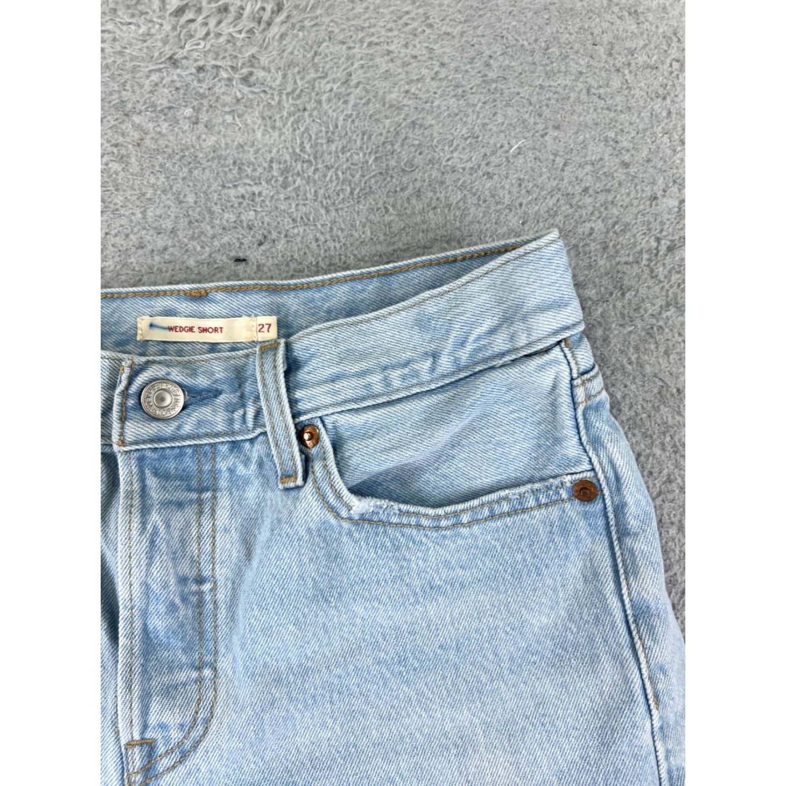 Levi's VINTAGE Levi's Shorts Womens 27 Cotton Denim Cutoff Light Wash 90s Casual Girls Size 27" / US 4 / IT 40 - 5 Thumbnail