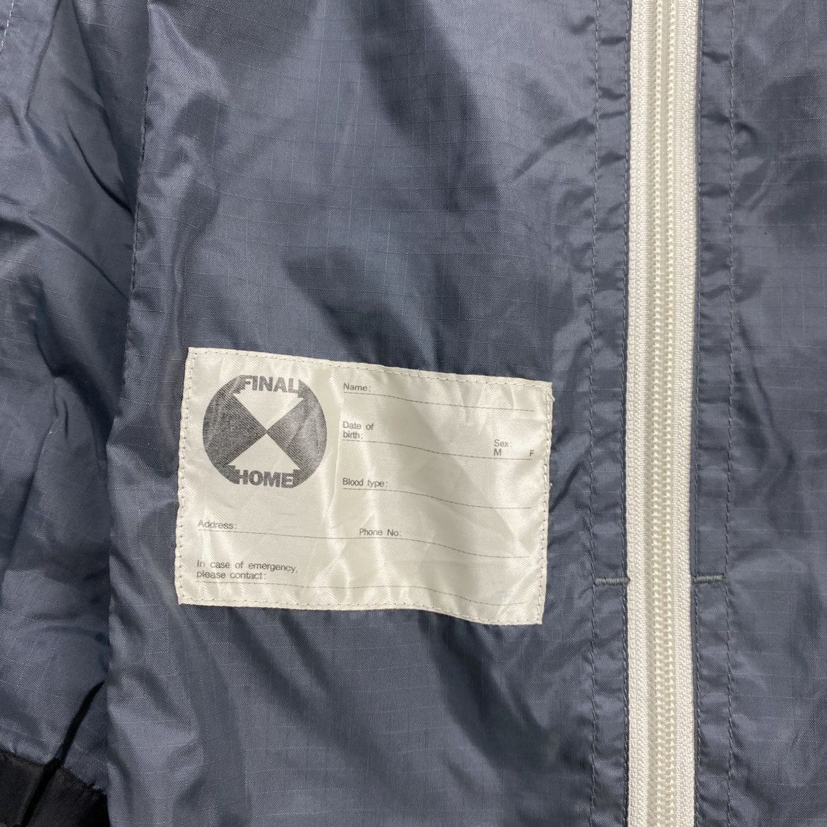 Final Home Final home survival jacket Size US S / EU 44-46 / 1 - 9 Thumbnail