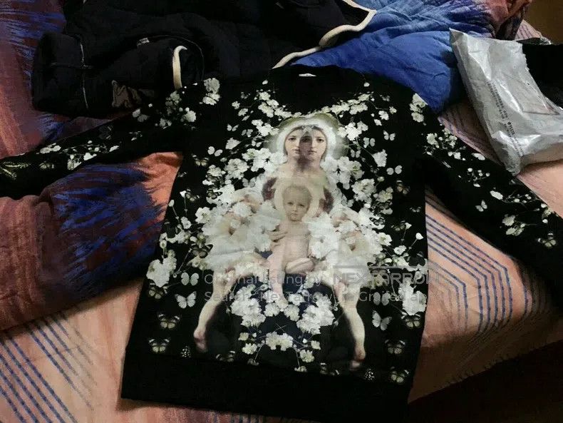 Givenchy Givenchy Madonna Starry Sweater Size S Size US S / EU 44-46 / 1 - 1 Thumbnail