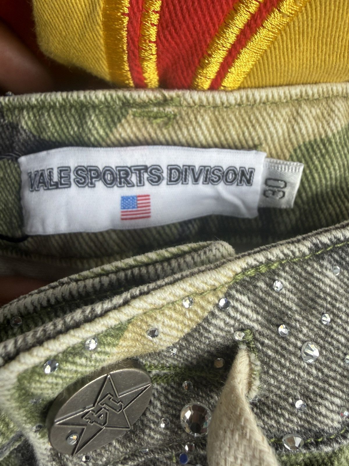Vale Vale Forever Sand Storm Jorts 'Tan' Size US 36 / EU 52 - 4 Thumbnail