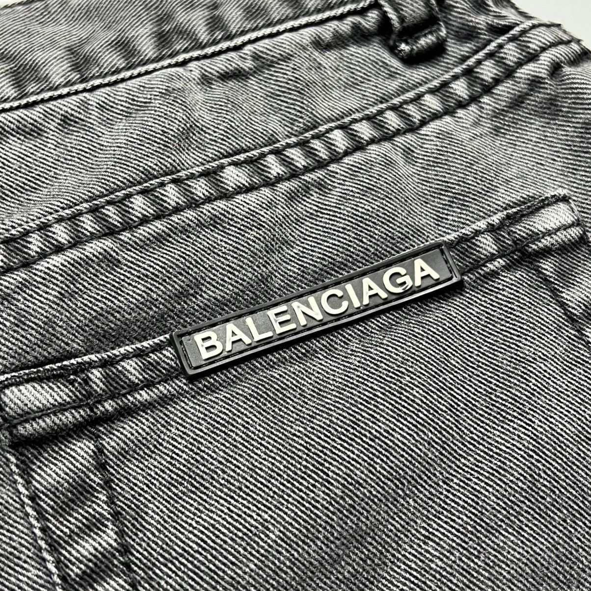 Balenciaga × Designer Balenciaga - Rubber Logo Destroyed Mini - Short Size 28" / US 6 / IT 42 - 6 Thumbnail