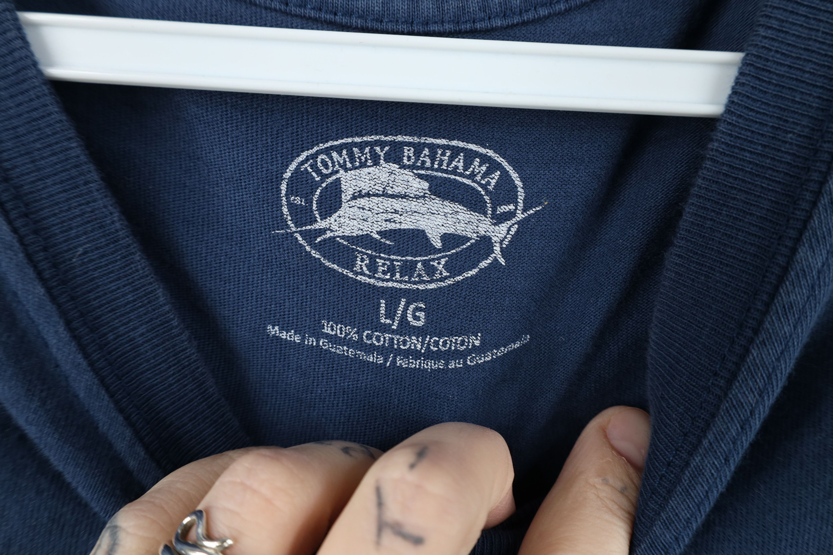 Tommy Bahama Vintage Y2K Tommy Bahama Relax Net Holdings Hammock T-Shirt Size US L / EU 52-54 / 3 - 7 Thumbnail