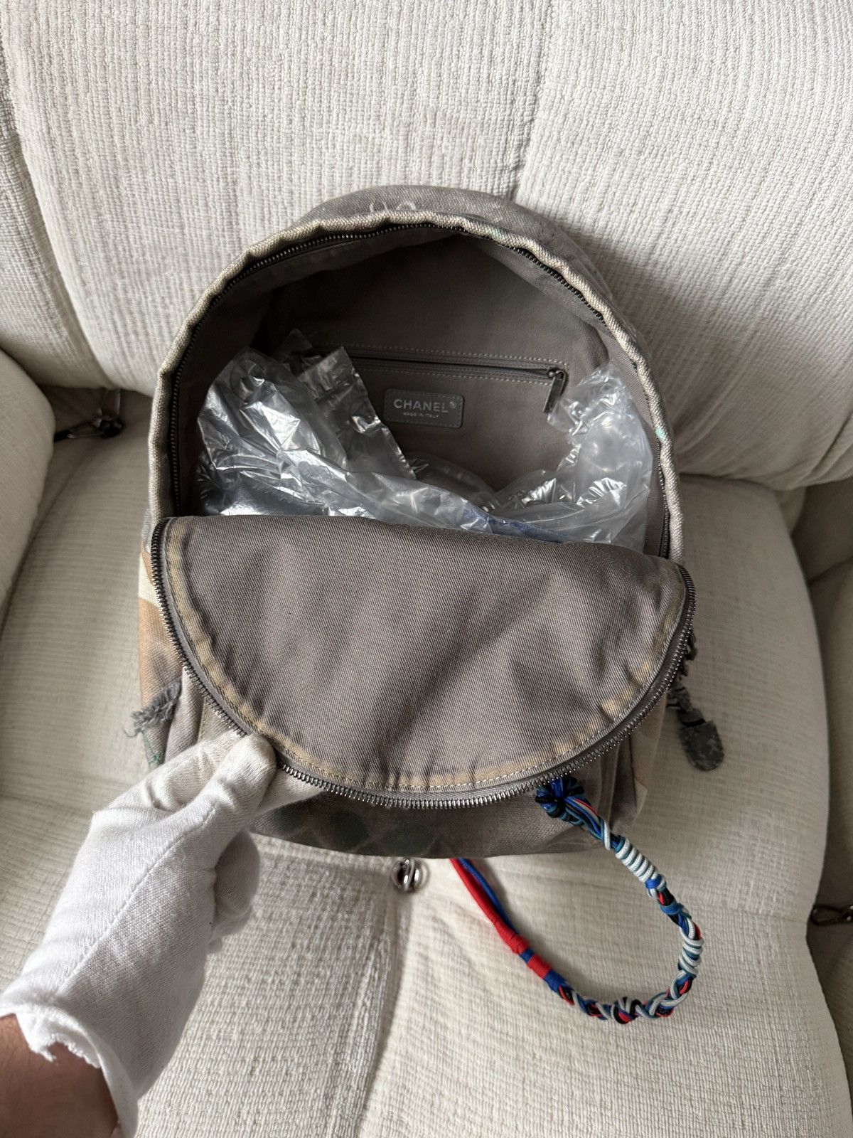 Chanel SS14 Artclass Light Grey Canvas Graffiti Backpack FULL SET Size ONE SIZE - 19 Thumbnail