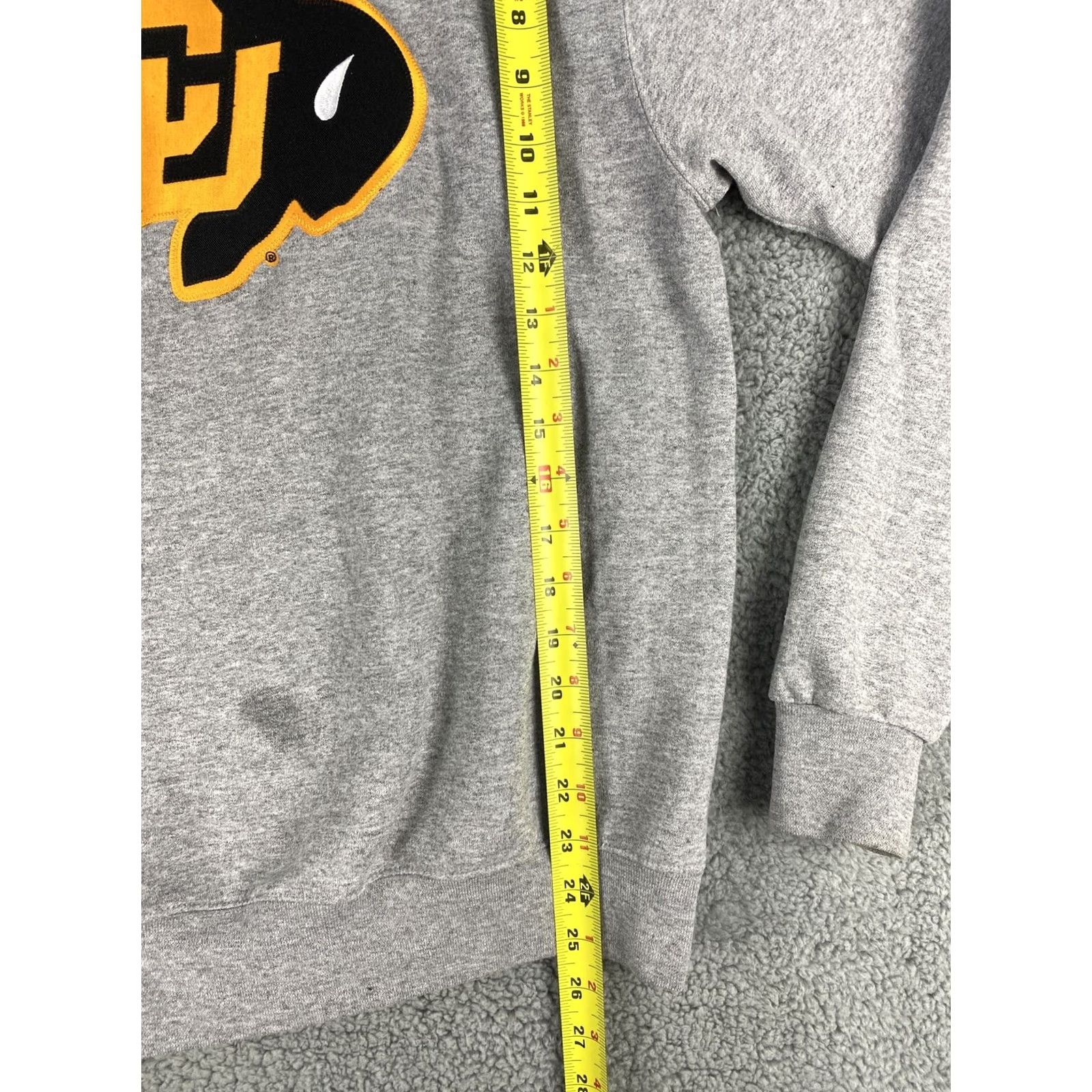 Champion VINTAGE Champion Sweatshirt Men's S Gray Long Sleeve Crew Neck Pullover Graphic Logo 80s 90s Retro Casual Mens Size US S / EU 44-46 / 1 - 5 Thumbnail