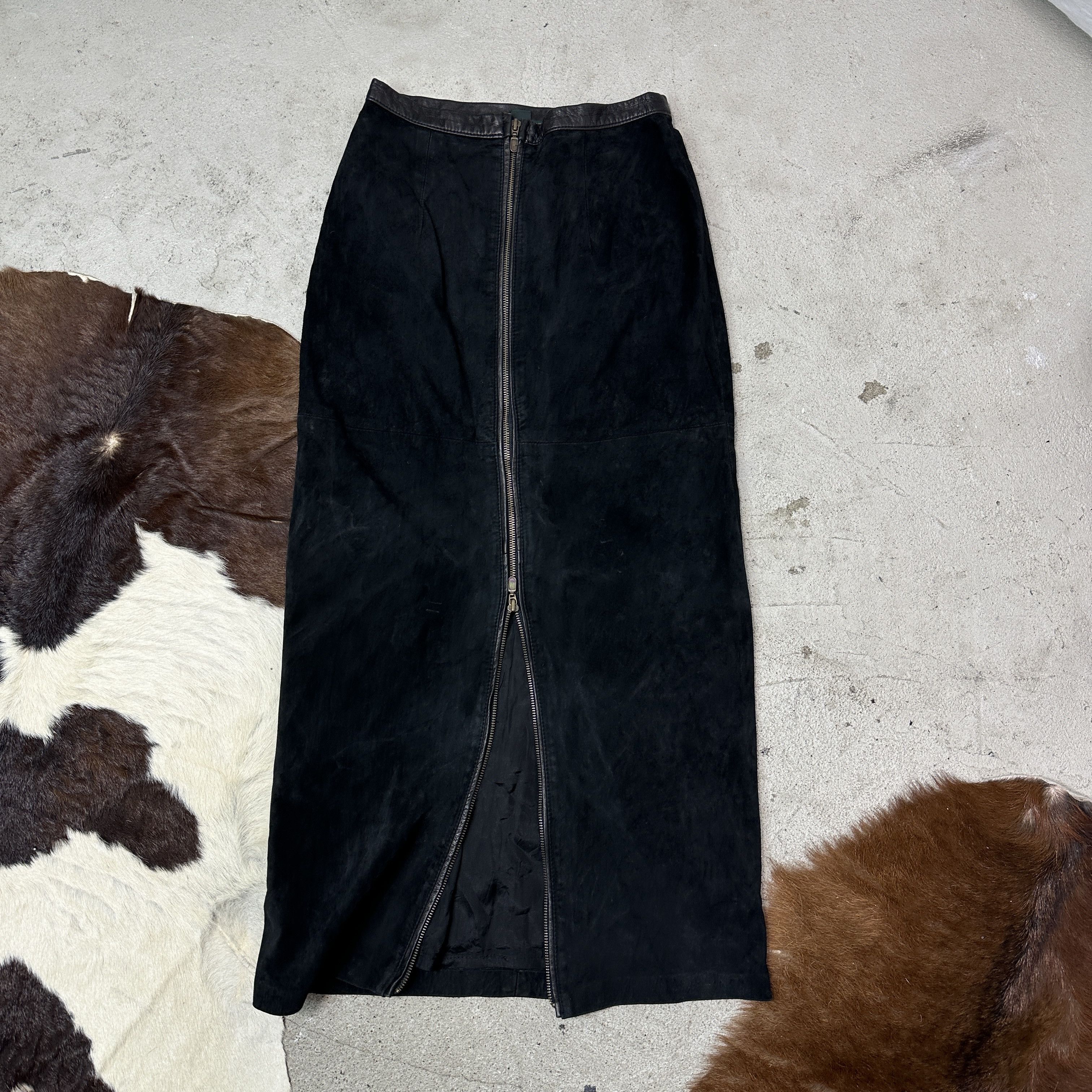 Vintage Vintage Leather Suede Zipped Maxi Skirt Y2K Size 25" / US 0 / IT 36 - 2 Thumbnail