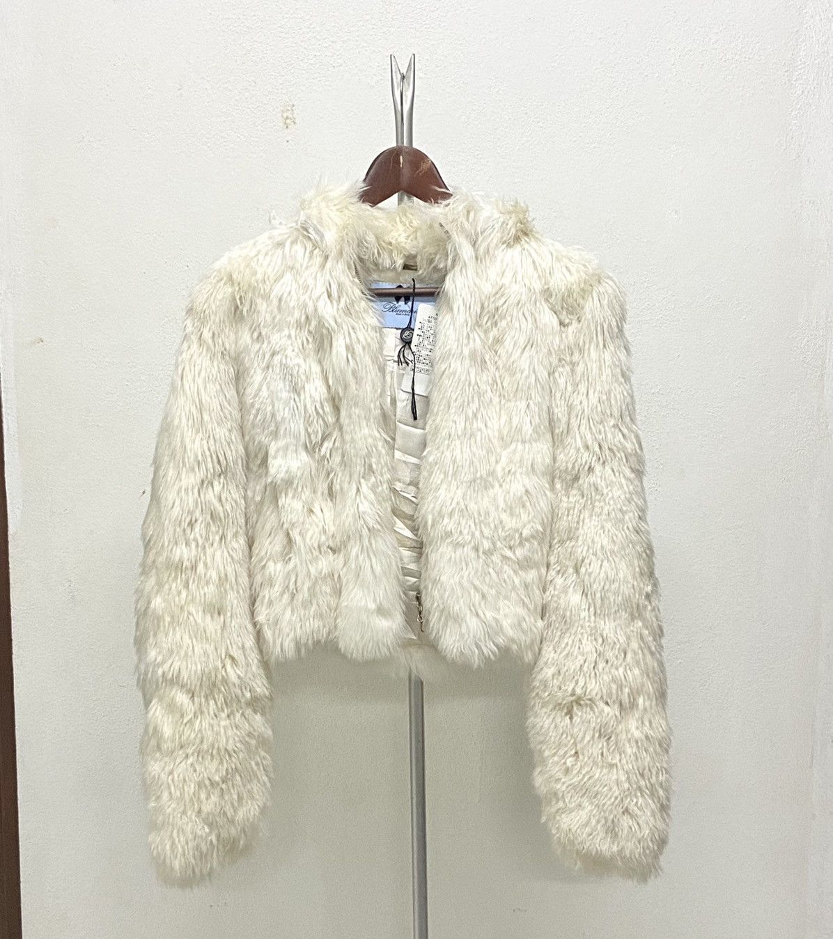 Blumarine BLUMARINE ALPACA FUR JACKET Size XS / US 0-2 / IT 36-38 - 1 Thumbnail