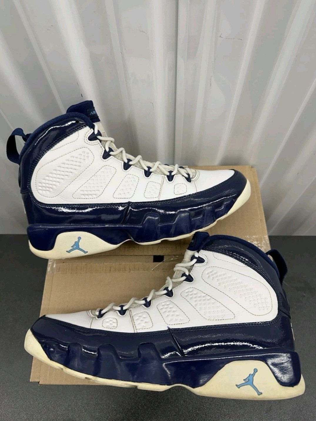 Jordan Brand Nike Air Jordan Retro 9 UNC 302370145 Size 9 Men Size US 9 / EU 42 - 3 Thumbnail