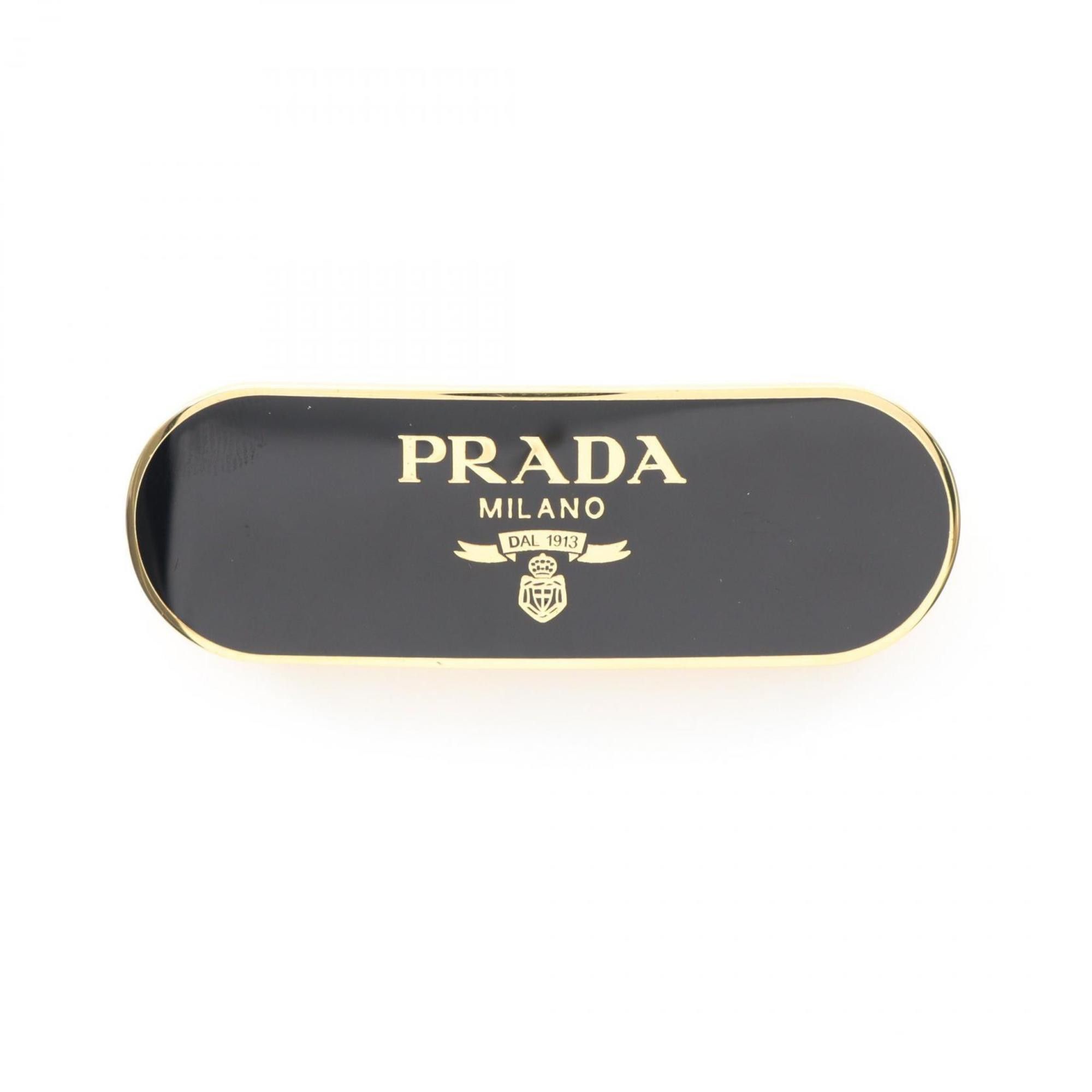 Prada hair