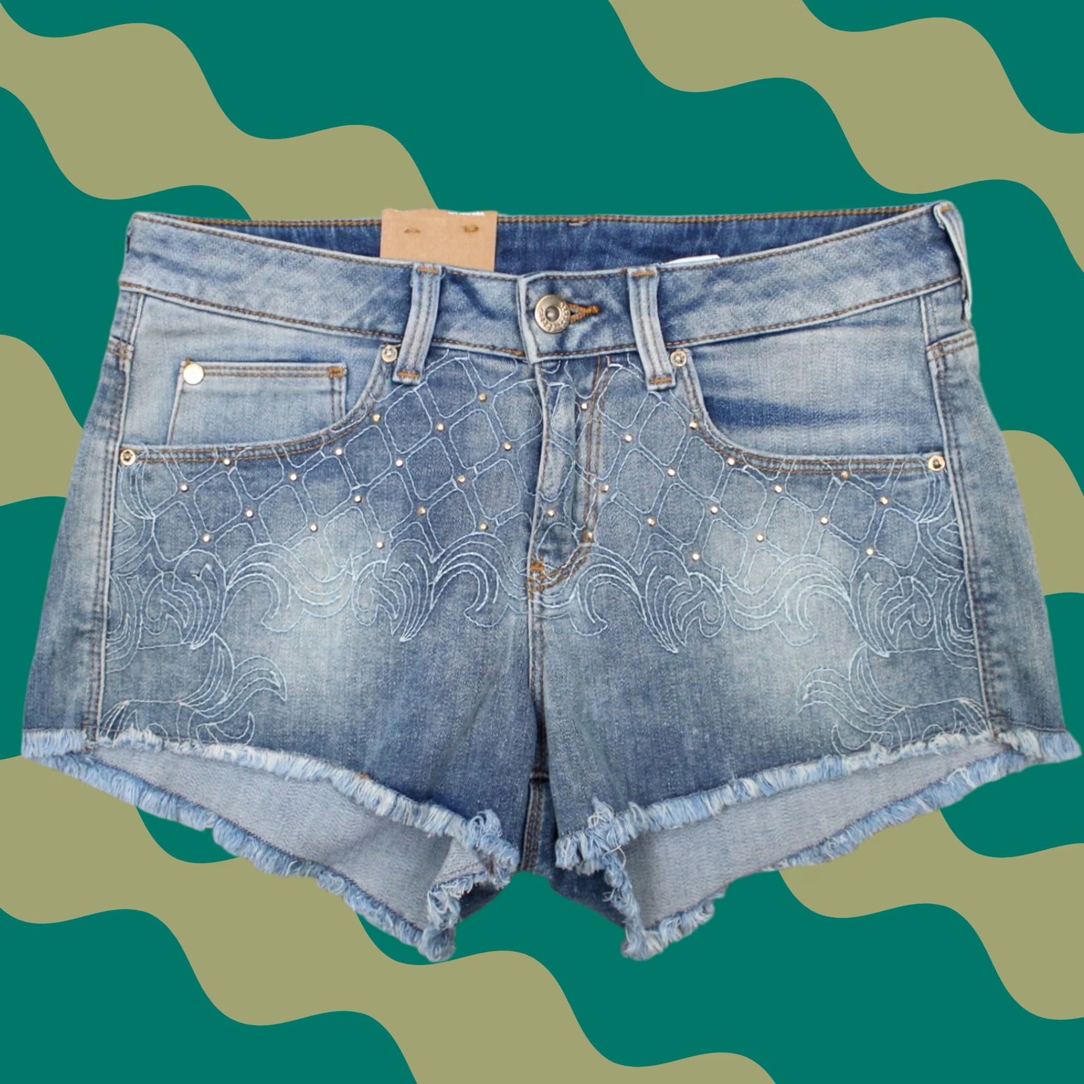 H&M H&M Denim Jean Shorts Womens 6 Blue Cotton Stretch 5-Pocket Cut Off NWT Jeans Shortie 90s Theme Girls? Size 28" / US 6 / IT 42 - 1 Thumbnail