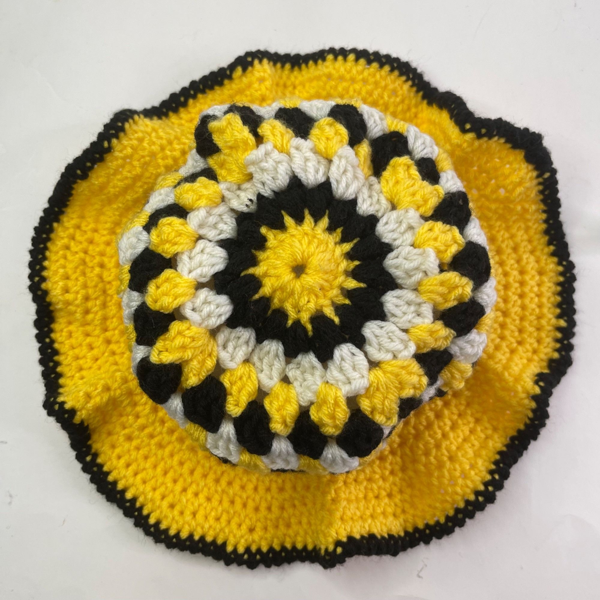 Handmade Crochet Bucket Hat Granny Square Pattern Black Yellow Off-Wh Size ONE SIZE - 5 Thumbnail