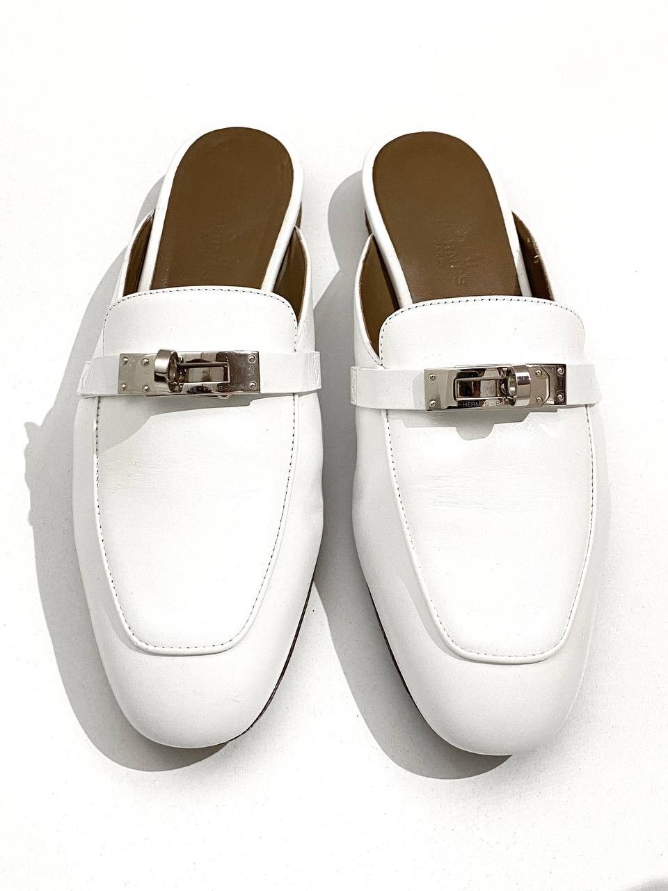 Hermes Hermes Kelly Buckle Logo White Leather Oz Flat Mules Shoes Size US 5 / IT 35 - 4 Thumbnail
