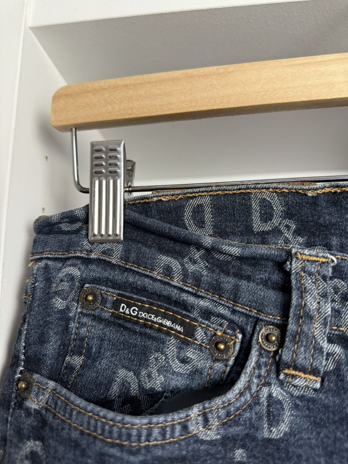 Designer × Dolce & Gabbana × Vintage Vintage y2k Dolce & Gabbana monogram denim pants 30 archive Size US 30 / EU 46 - 7 Thumbnail