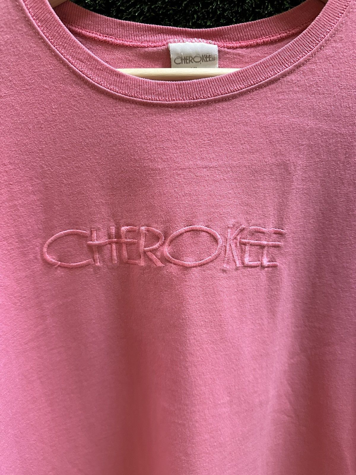 Vintage Vintage Cherokee Pink Tonal Spellout Long Sleeve T-shirt Size XL / US 12-14 / IT 48-50 - 4 Thumbnail